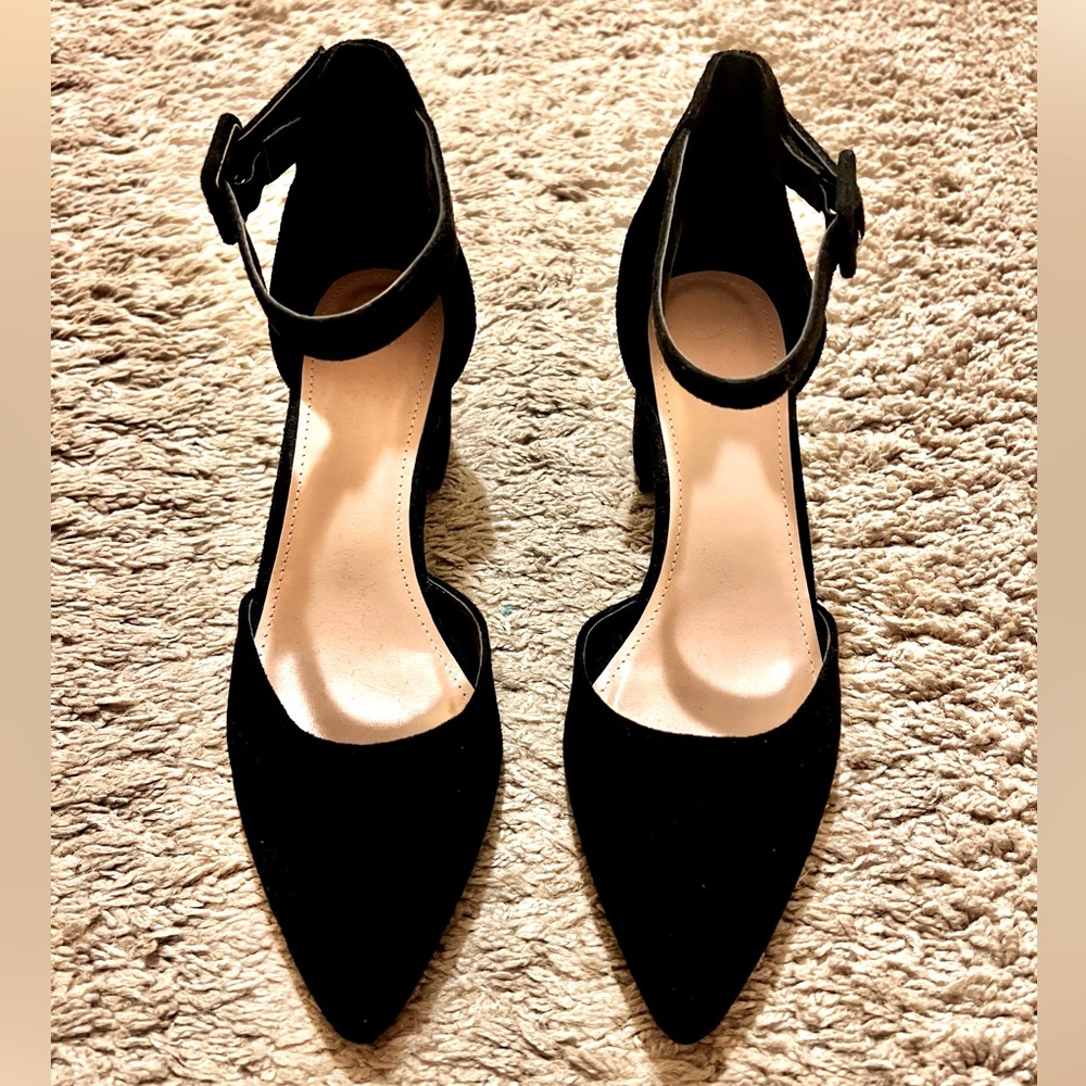 Black Block Heel Pointed Toe Pumps